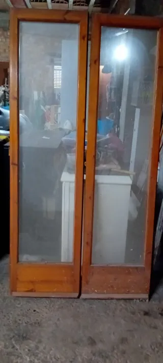 Doble puerta balconera madera y cristal