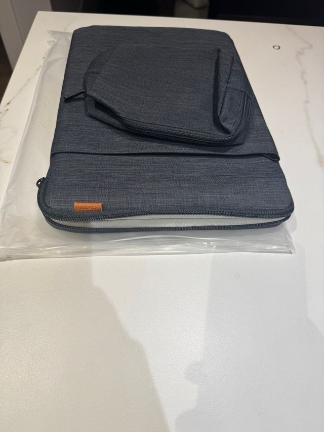 Funda portátil 14 con estuche extra