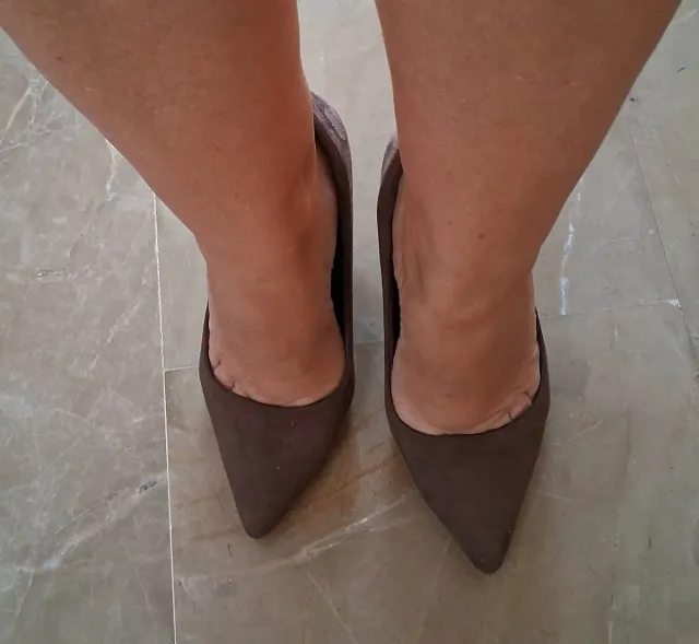 Zapatos de tacón marrones