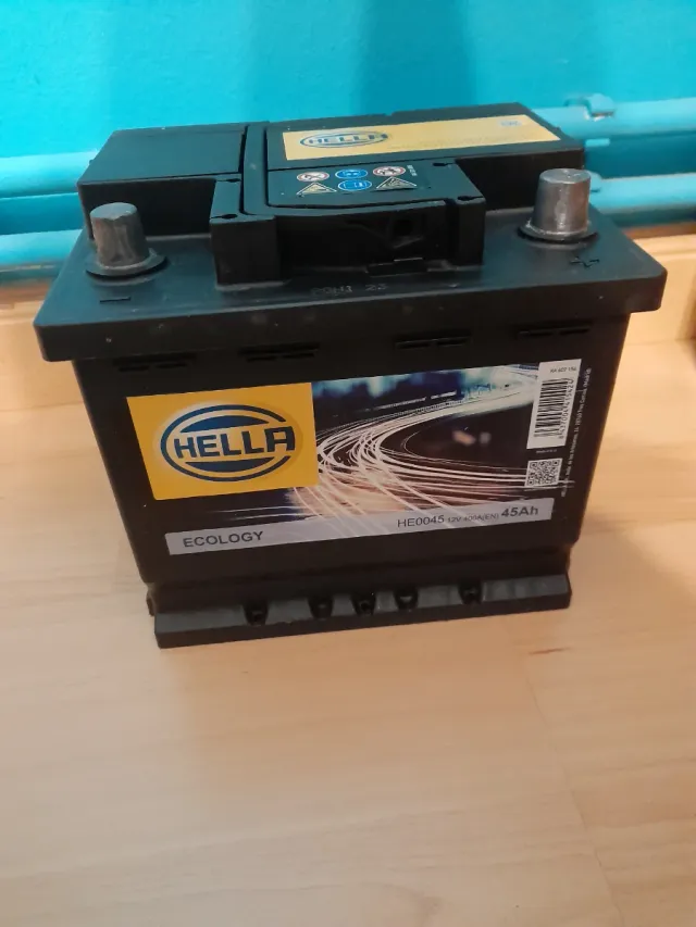 Batería Hella Ecology 45Ah 12V
