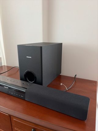 Barra Sonido y Subwoofer Philips Negro