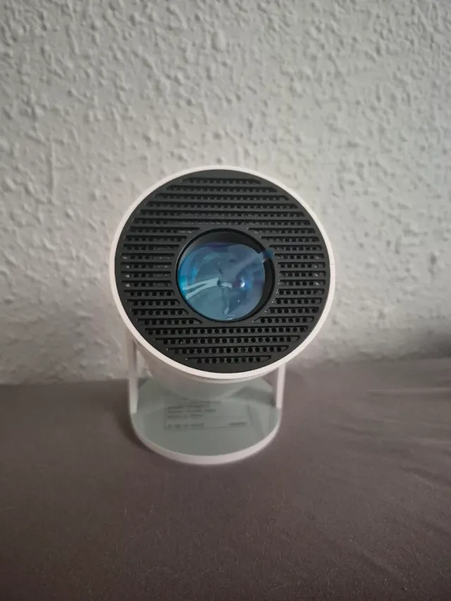 Proyector Mini Portátil Blanco y Negro