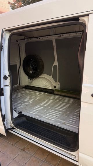Volkswagen Transporter T5 2011