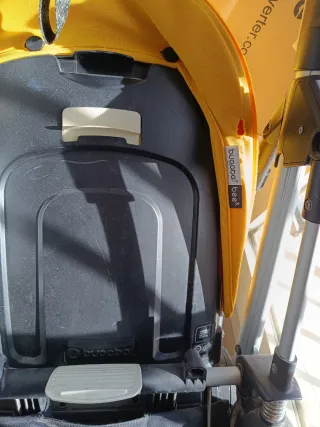 Bugaboo Bee 5 capota amarilla