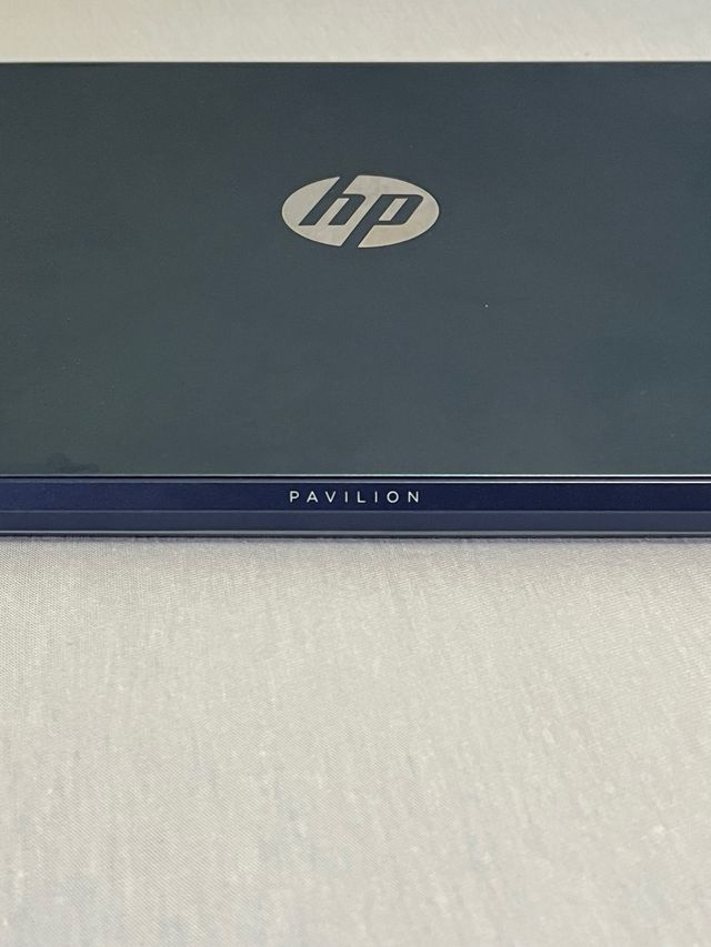 Portátil HP Pavilion 10ª Gen