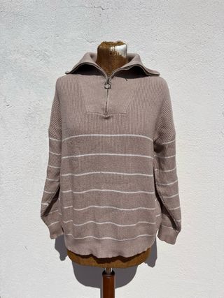 Jersey beige con cremallera talla M