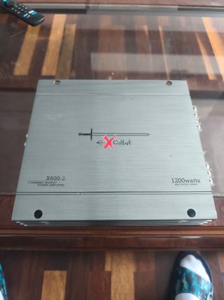 Amplificador Caliber X600.2 1200W