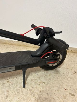 Xiaomi Mi Electric Scooter Pro