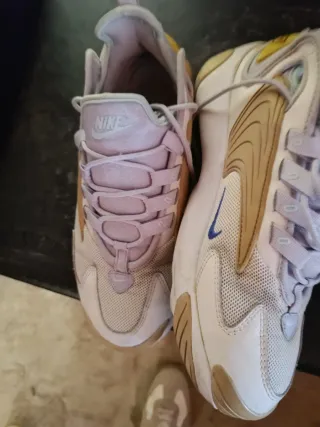 Zapatillas Nike Originales Beige y Rosa