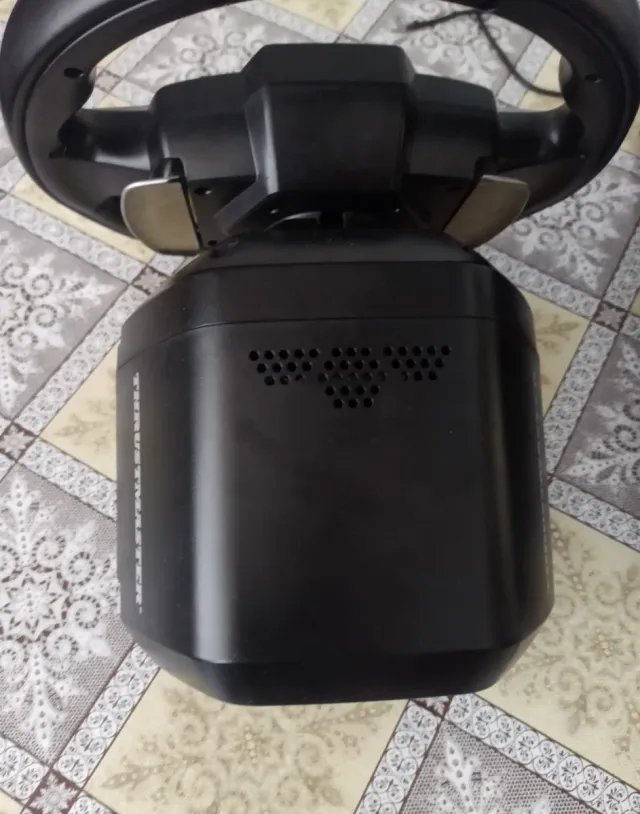 Volante Thrustmaster T248