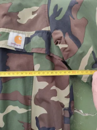 Cazadora Carhartt Camuflaje