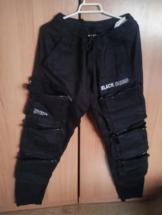 Pantalón Cargo Negro Talla S