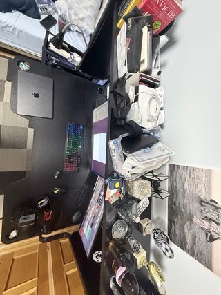 Mesa Gaming Negra con Estantería 140x80