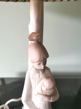 Lámpara Vintage Porcelana Mujer Bebé