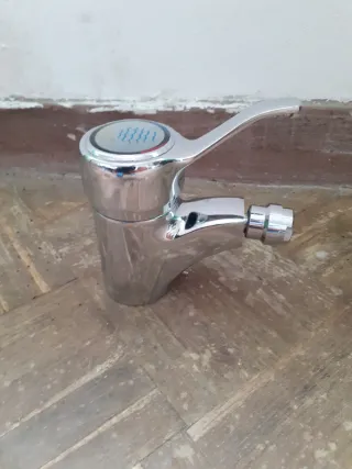 Grifo Monomando Cromado sin usar ver