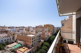 Piso en alquiler en Centro en Almería