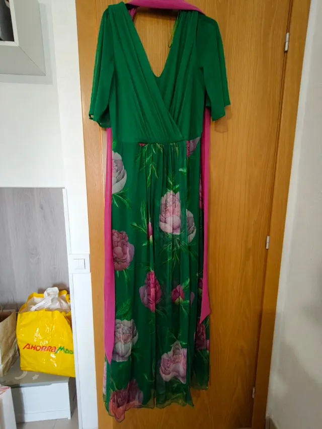 Vestido largo verde y rosa estampado