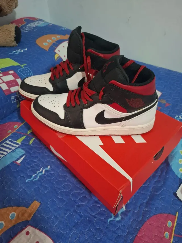 Nike Air Jordan 1 Mid