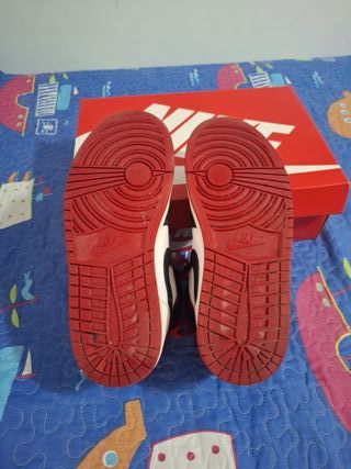 Nike Air Jordan 1 Mid