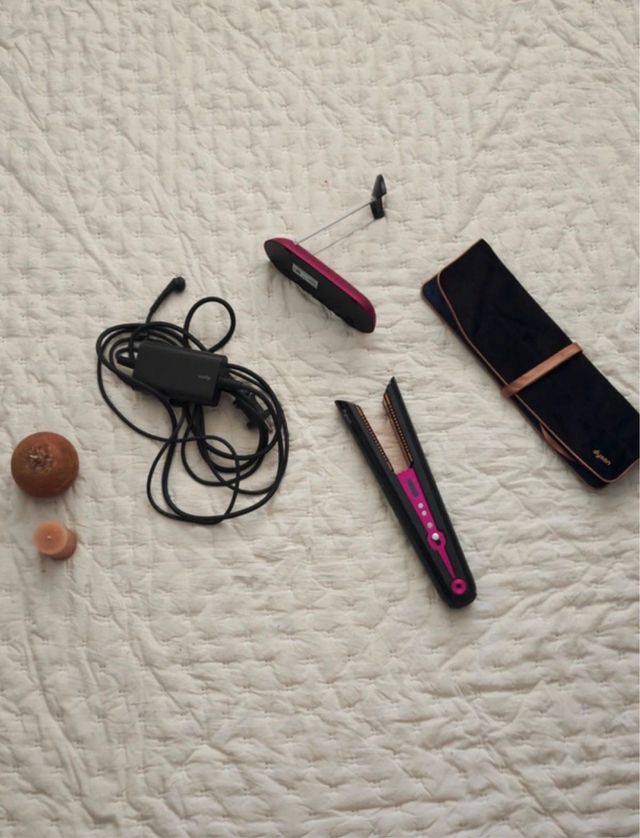 Ferro nero e rosa Dyson Corrale