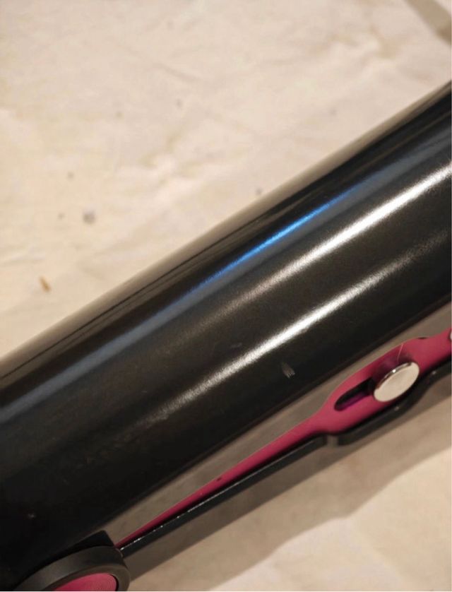 Ferro nero e rosa Dyson Corrale