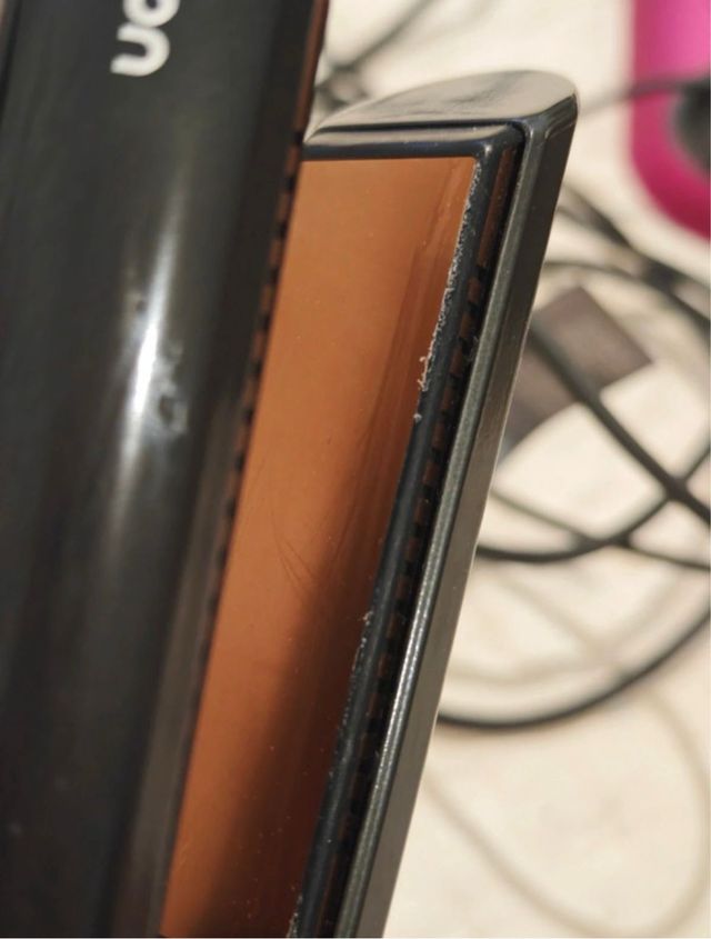 Ferro nero e rosa Dyson Corrale