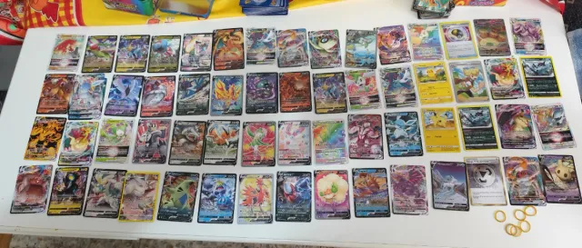 Cartas Pokémon Full Art y Especiales
