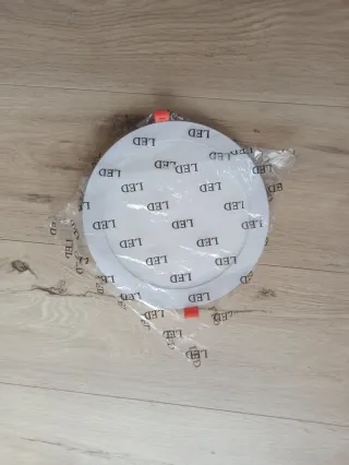 Foco LED redondo blanco