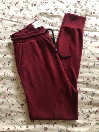 Pantalón granate Primark Talla S