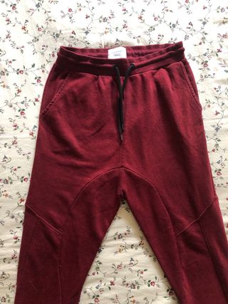 Pantalón granate Primark Talla S