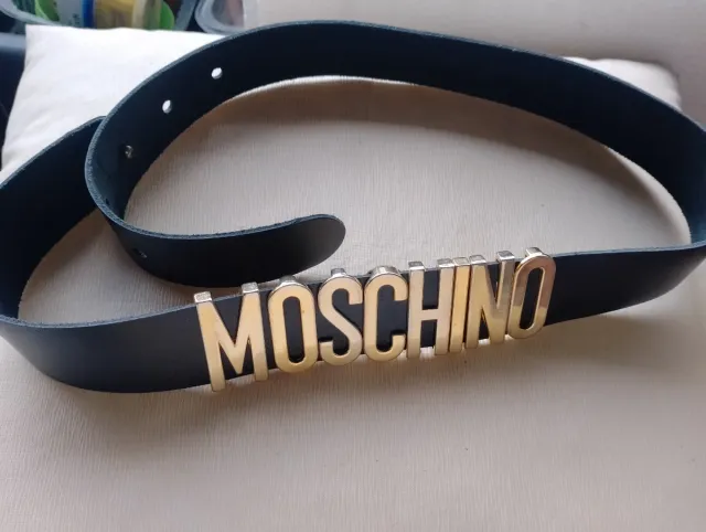 Cinturón Moschino Negro y Dorado Mujer
