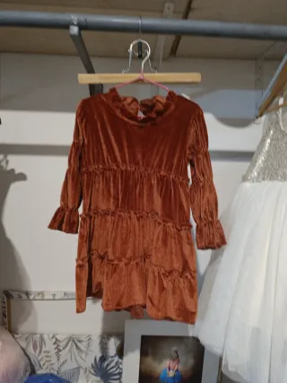 Vestido naranja para fotografía