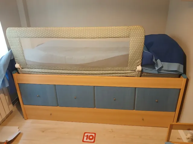 Cama doble de 90 con cajoneras