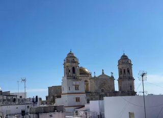 Piso en venta en Centro Histórico - Plaza España en Cádiz