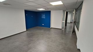 Oficina en venta en Benalúa en Alicante