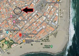 Edificio en venta en Carboneras