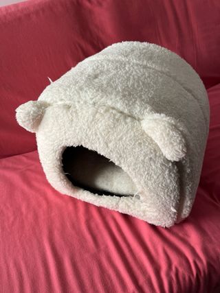 Cama iglú para mascotas
