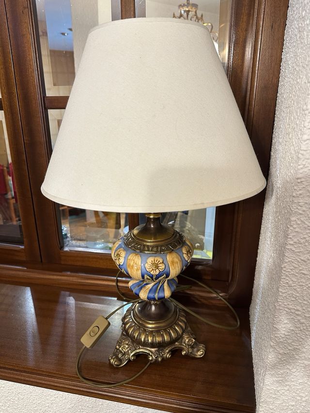 Lámpara de mesa Mariner cerámica y metal