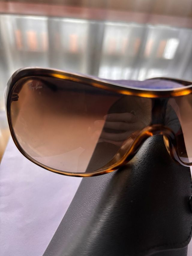 Gafas de sol sin estrenar