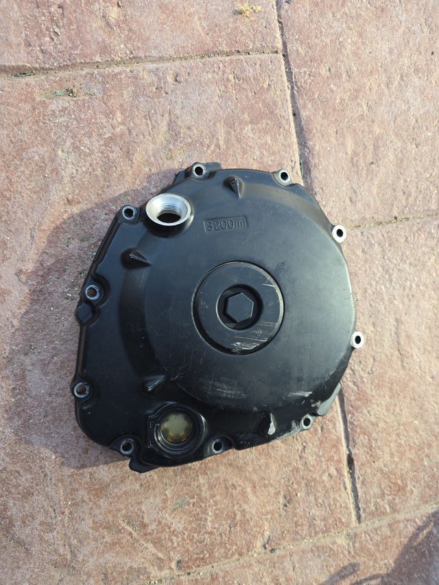 tapa embrague suzuki Gsr 600