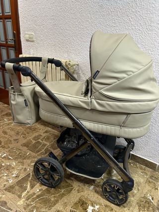 Cochecito de bebé 2 piezas(bebécar) con accesorios