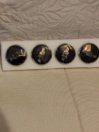 Juego 4 Tapas Centrales Ruedas Chevrolet