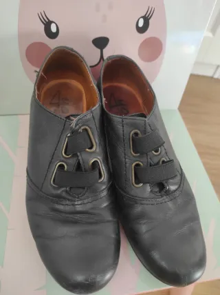 Zapatos de tacón de piel negros talla 35