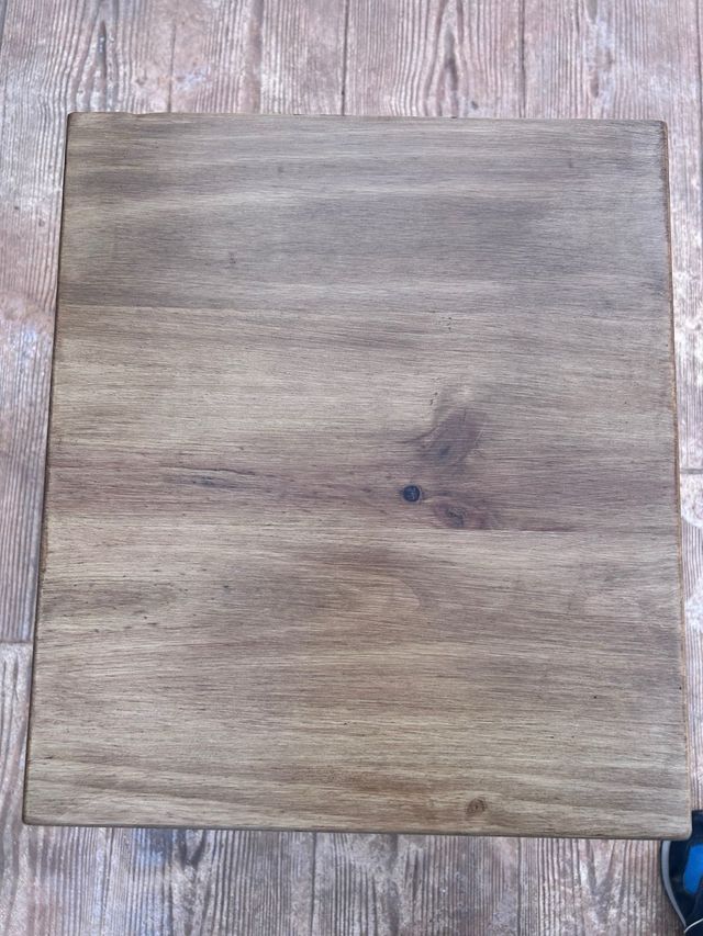 Mesita auxiliar vintage madera y yute