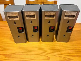 Conjunto 4 Altavoces Satélite Sony SSRC100