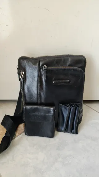 Borselli marsupi portafogli Piquadro & The Bridge