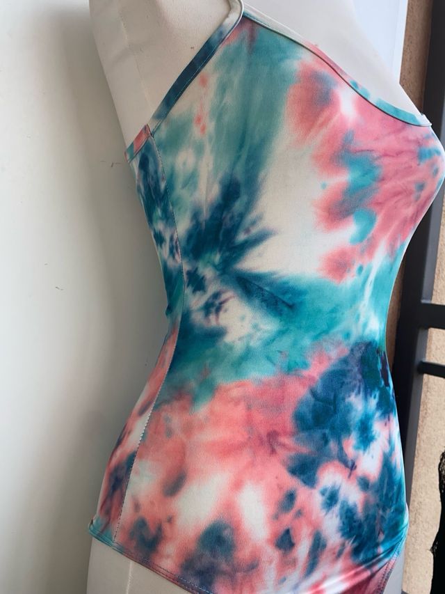 Body Bershka Tie Dye