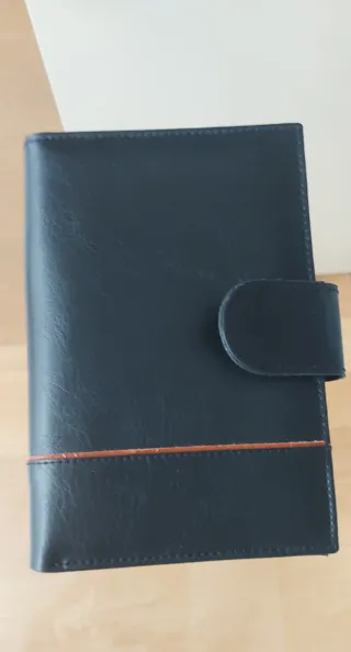 Cartera de piel para documentos y agenda