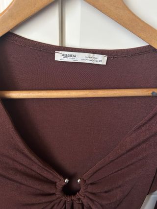 Vestido Pull&Bear marrón fruncido talla XS