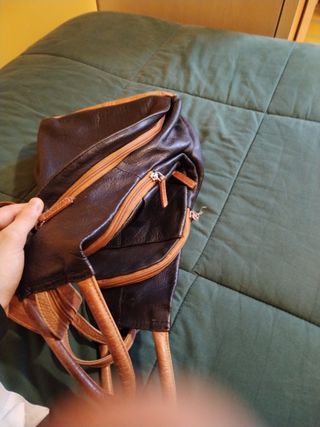 Zaino vera pelle marrone e nero, realizzato a mano